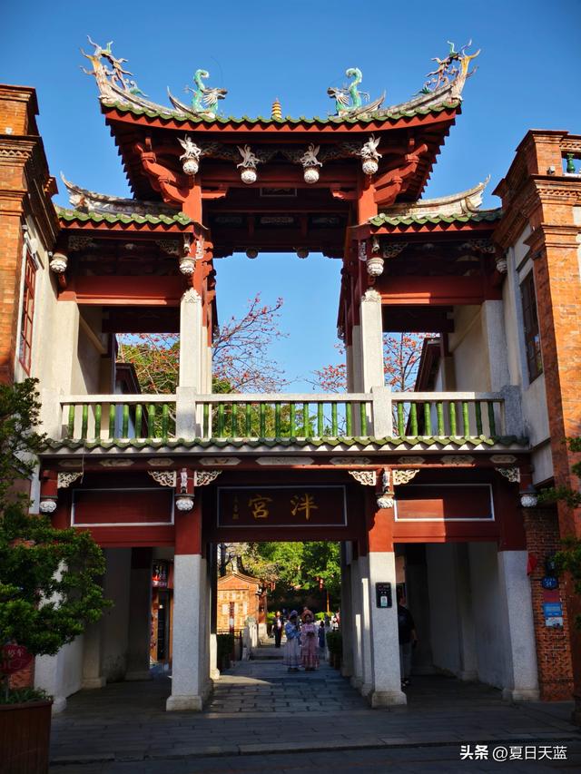 泉州不适合走马观花看景点，随心遛达更见风情！