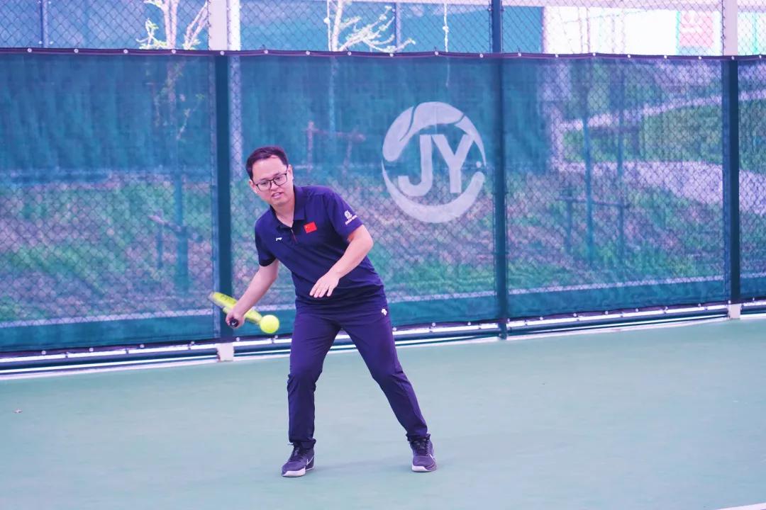 首届网球友谊赛暨武汉市高新技术产业协会网球分会正式成立! 首届网球友谊赛暨武汉市高新技术产业协会网球分会正式成立!