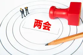 中国何时普及12年义务教育？图片