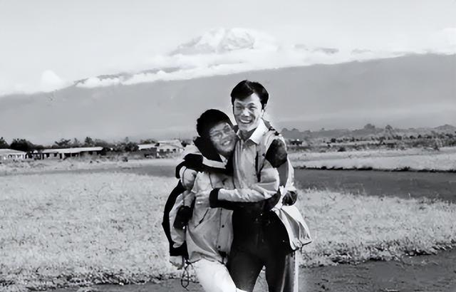 俞渝也没想到，刚离婚2年，李国庆就娶了他40年前的“白月光”