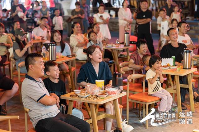 运城文化惠民：街头巷尾的“精神小灶” 热乎！