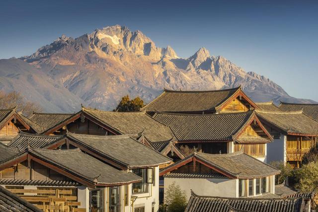 别只知道大理丽江！云南这6座古城，一个比一个惊喜，好吃又好逛