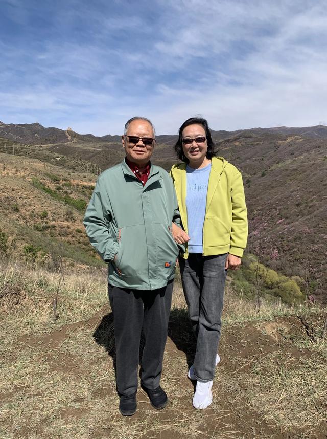 宣化红一师战友军嫂青边口长城赏花照片集