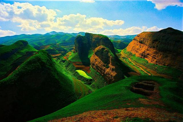 铜川人实拍西吉跳出山海情，这座苦甲天下的小城早已美成塞上福地