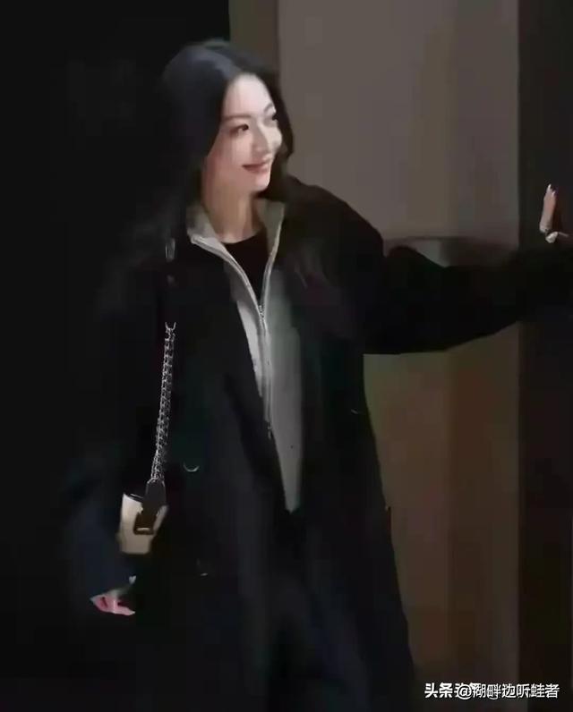 上海校花，172cm身段45kg，美得太犯规，让人容易犯罪啊