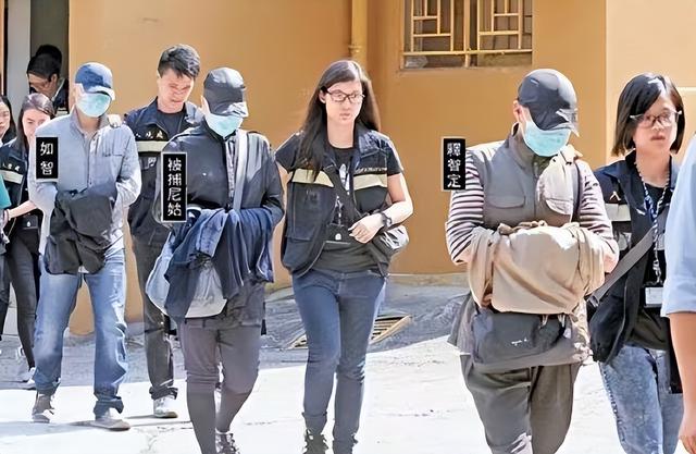 “风流尼姑”释智定落网，白天贪墨钱财，晚上与和尚醉生梦死！