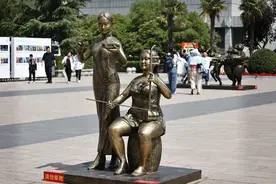 许鸿飞的“肥女”雕塑：颠覆传统，重塑美的定义图片