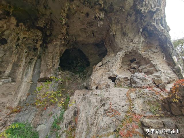 寻找一个最为艰难的躲匪洞，我难到达，土匪也难以到达