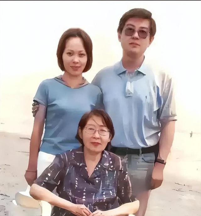 1981年，李敏拒绝看望贺子珍，与丈夫发生争吵，事后：我有苦难言