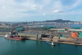 李嘉诚清仓港口是“在商言商”，还是在配合特朗普下大棋？图片