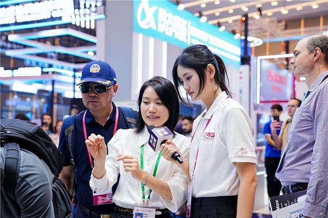 展现新质生产力全景 视源股份广交会呈现AI赋能机器人、办公与教育创新成果