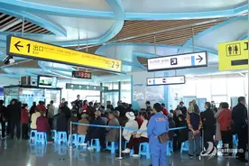 往返主城免费！1704位老人成功领卡图片