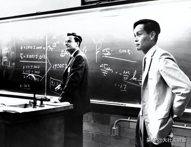 杨振宁妻子杜致礼有多美？1947年在美国的留影，她20岁，气质不凡