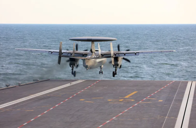 美国F-35C为何没能完成电磁弹射