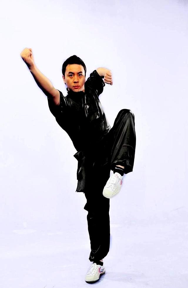 练拳十年不如懂这招！骨盆如磨盘，你的发力为何总差一口气？