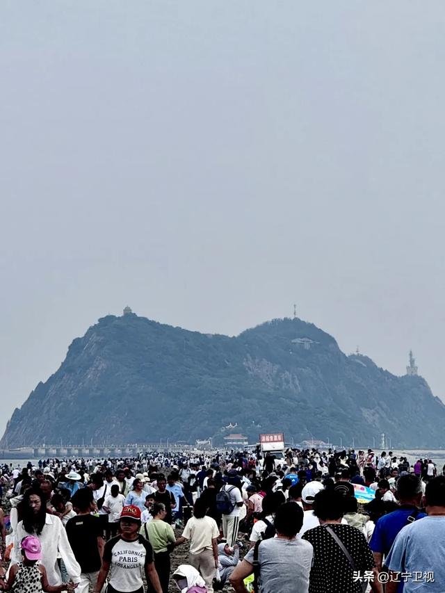 辽宁绝美海岛奇观！这个秋天一定要去笔架山，看一条会消失的路