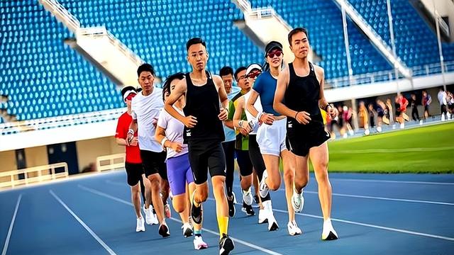 每周跑几次，每次跑多久？科学揭秘：跑步频次与时长的锻炼成效！