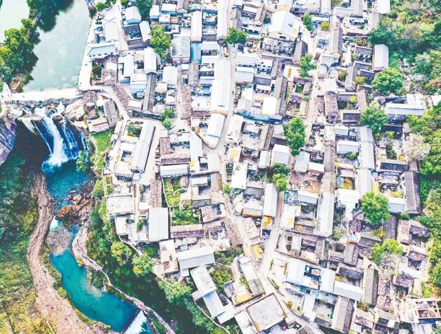 平顺县虹霓村，不愧是“秋景天花板”！