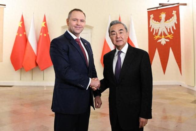 特朗普万万没想到，自己最想要的东西，中国送给了一个欧洲国家
