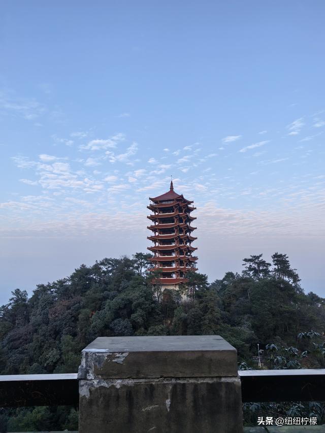 户外徒步之挑战缙云九峰，从健身梯道到狮子峰，走了四小时