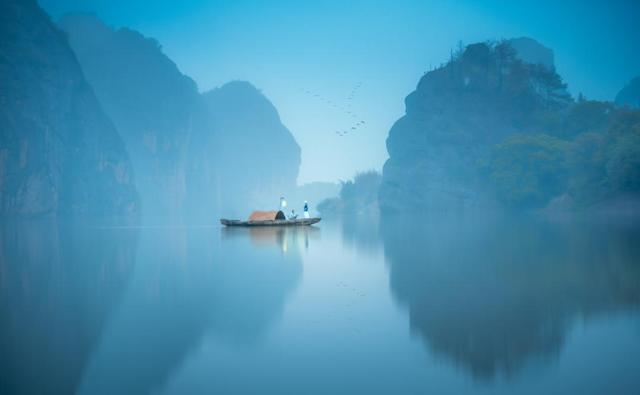 游在鹰潭｜中式美学深度游！山水、烟火、古建玩法全解锁，承包你的诗意周末