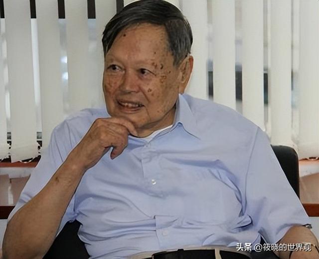 生日才过完17天，103岁杨振宁辞世，生前在翁帆庆生照里开怀大笑
