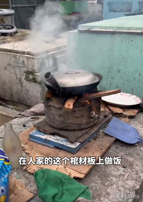 穷连鬼都不怕！探秘菲律宾墓地贫民窟，人和棺材朝夕相处 白骨露天