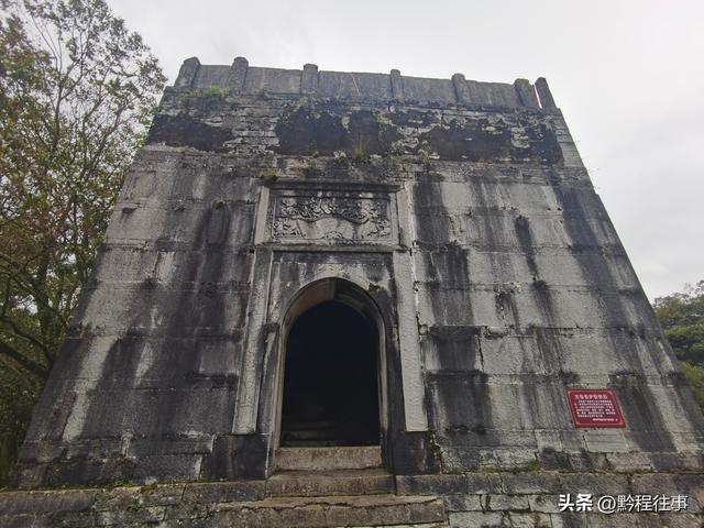 寻找一片僧人墓地，佛门高僧竟然最后落得尸骸无存