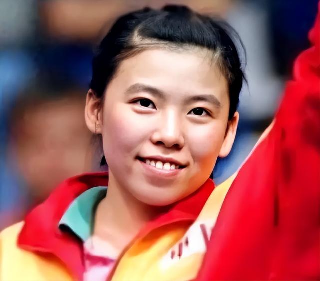 涉贪腐被带走、败光20亿	、移民改国籍，邓亚萍身上的谣言太离谱