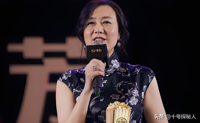 娶了著名女演员37年，生下2个漂亮女儿，如今61岁活成人生赢家