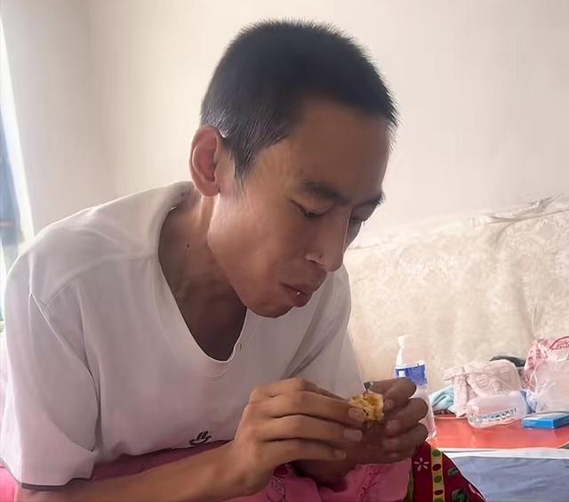 人财两空！河北29岁帅哥李晨鹏去世，结婚半年中招，错诊长达一年