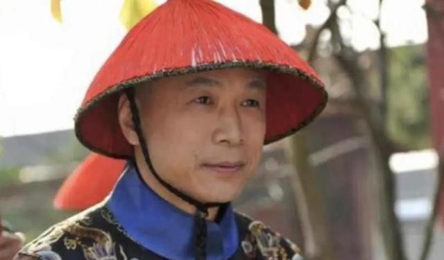 慈禧将19岁宫女，嫁给60岁老太监，洞房花烛夜，太监一把扯下