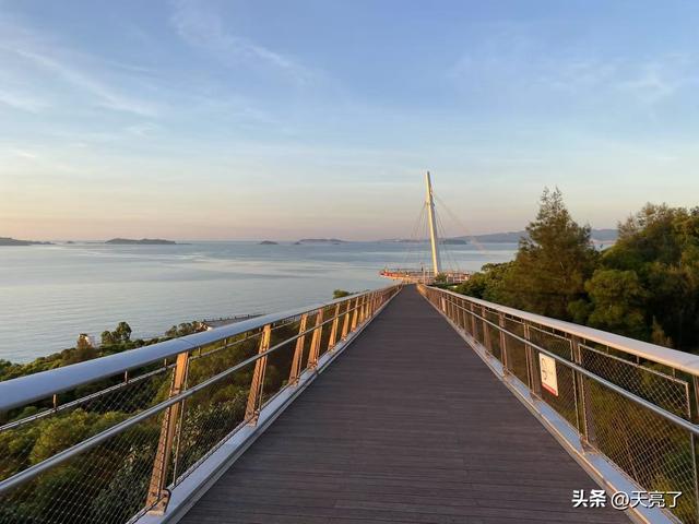 来厦门旅行，怎能不看一次海上日出
