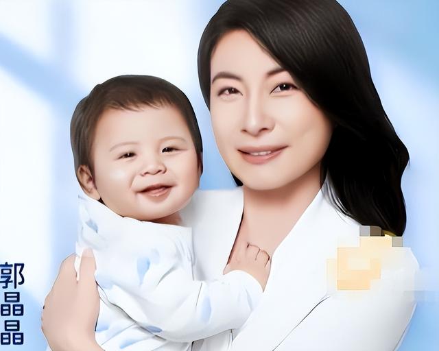 遇“品”不淑！44岁代言翻车的郭晶晶，给所有代言艺人敲响警钟！