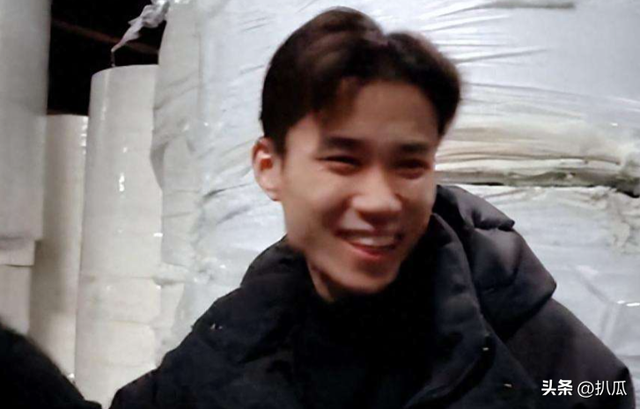 5 年前	，靠倒卖口罩一年赚 60 亿元，住 5 万一夜酒店的他，如今咋样了