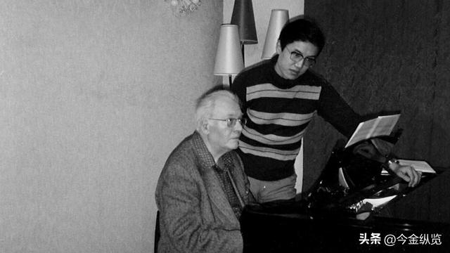 他被称“音乐之王”，却从不领奖，导演曝：一意孤行只为做自己！