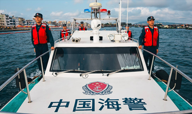 中日架炮海上对峙3小时！日船只夜袭钓鱼岛，中方再次通告联合国