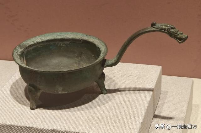 在辽宁省博物馆新馆的一楼特展区，能集中看到不少这里的镇馆之宝