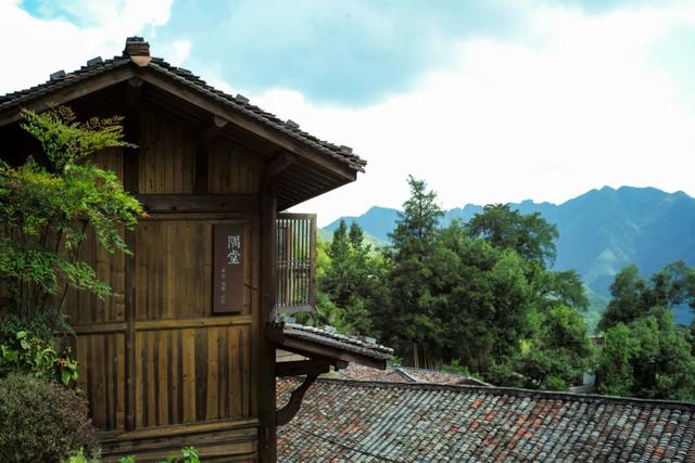 逛古村，喝咖啡，高端的度假就是这么朴实无华