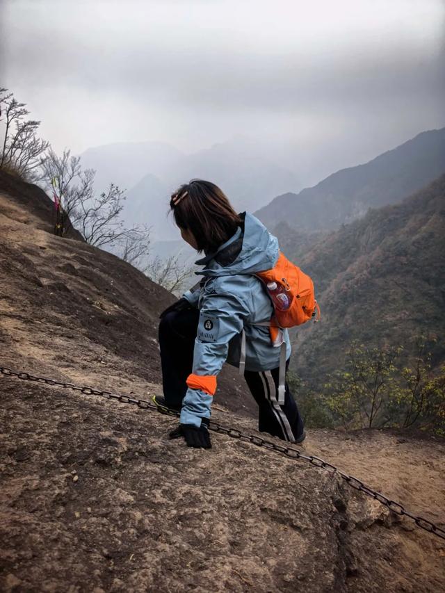 不逼自己一把,都不知道自己原来这么优秀——呼狗崖徒步