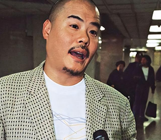 狐狸尾巴藏不住，撒谎成性、风流潇洒的张柏芝，被陈晓东撕下体面
