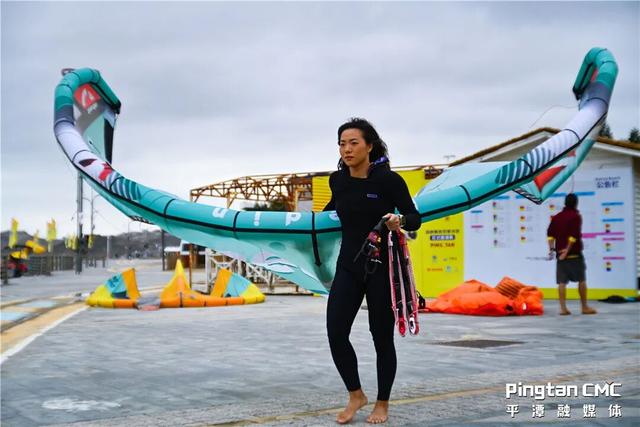 冠军选手：平潭无愧于“风筝冲浪圣地”的美誉