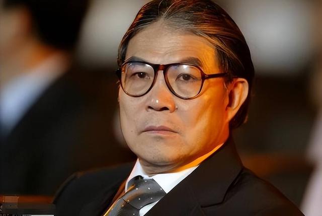 郭晶晶也没想到，79岁公公霍震霆再破天花板，让整个豪门圈沉默了