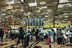缅甸驻新加坡大使馆通告：缅籍人士办理护照延期时，需缴纳所得税图片