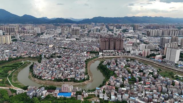 山东人，去了安国跟安平，毫不避讳：安国跟安平差别挺实在！