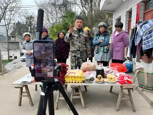 农村开始出现新现象，不再攀比有车有房，而是羡慕这三类人