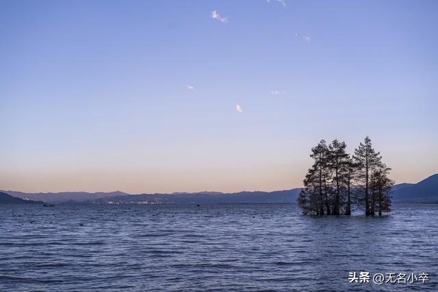 在云南大理看到不一样的旅居者，不用房租水电费，反而还有收入