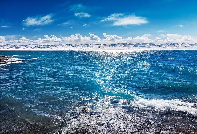 冬天游西藏才是真聪明！人少景美，关键还省钱。