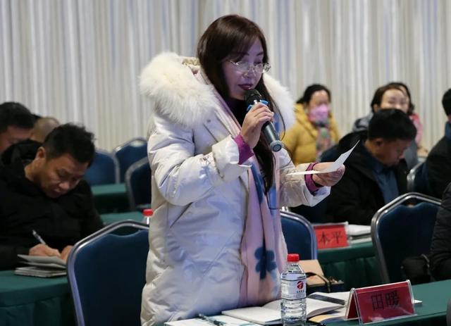 《人民文学》副主编陈涛来济宁授课