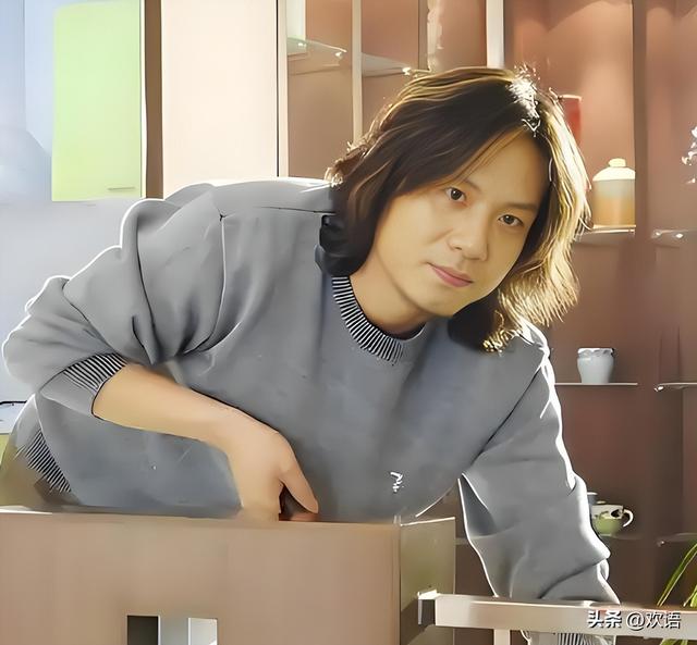 一辈子对刘晓庆忠诚，也没挽回婚姻，65岁仍单身的他后悔了吗